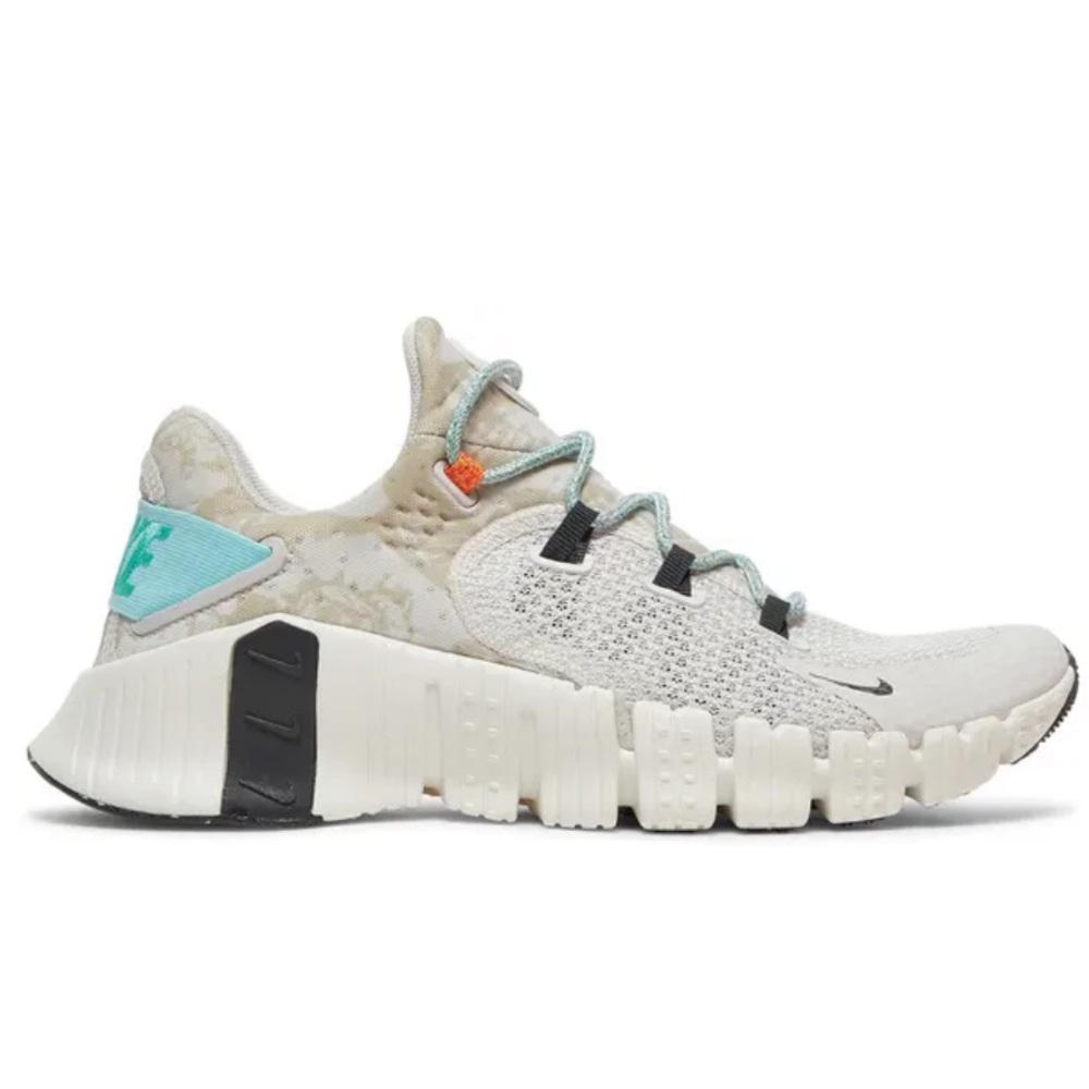 Nike Free Metcon 4 - Size 9